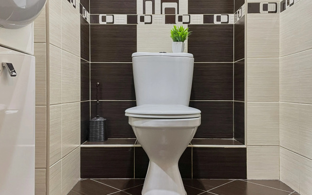 Апартаменты Шикарная двухкомнатная квартира с раздельными комнатами и балконом