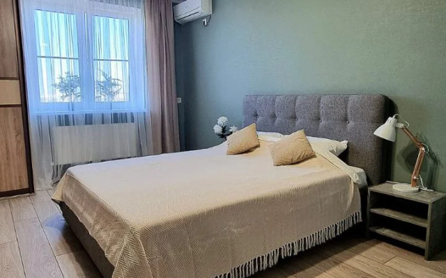 Квартира двухкомнатная c видом на парк Краснодара