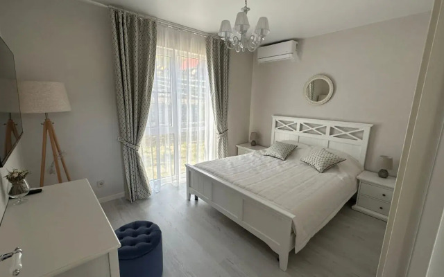 S Panoramnym Vidom Na Gory Private House