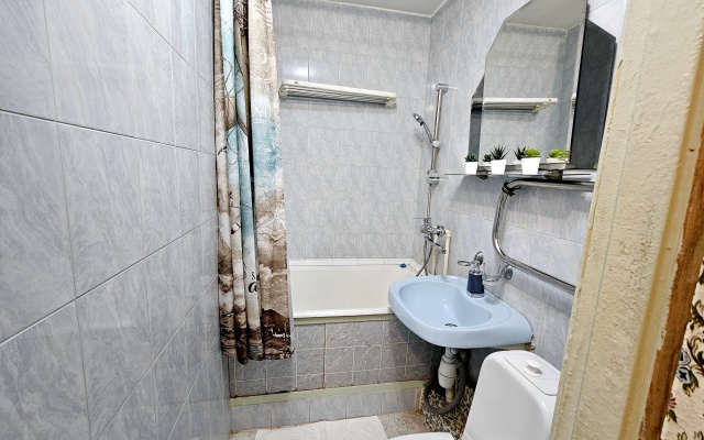 Апартаменты Ельниская 12