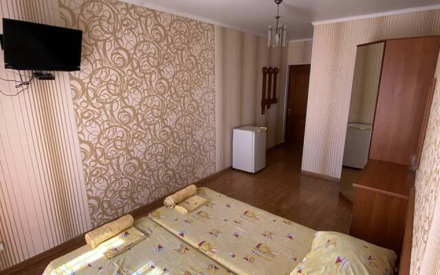 Гостевой дом Лазурит