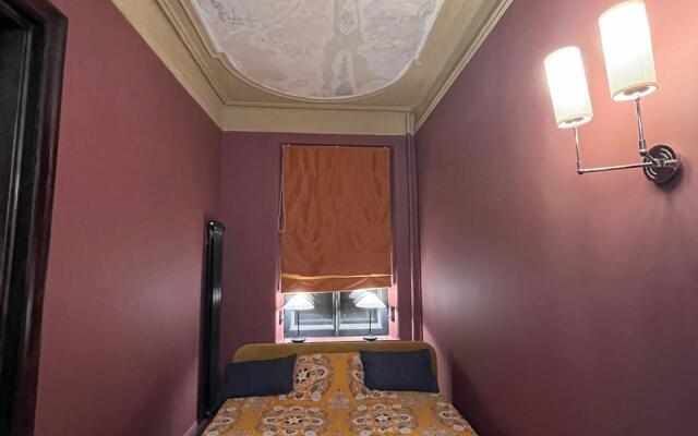 Квартира дизайнерская на Кирочной 6