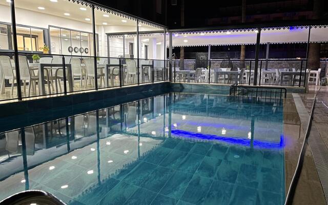 Jest Hotel