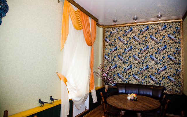 Renessans Hotel