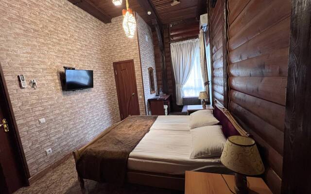 Отель Викинг