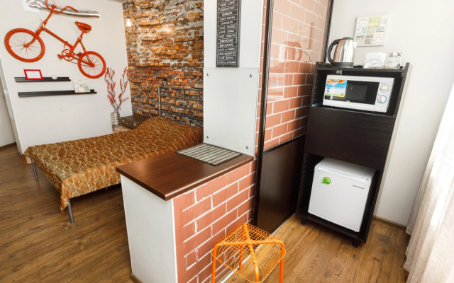 Квартира Гостевая Алеся на Малышева 4Б 2