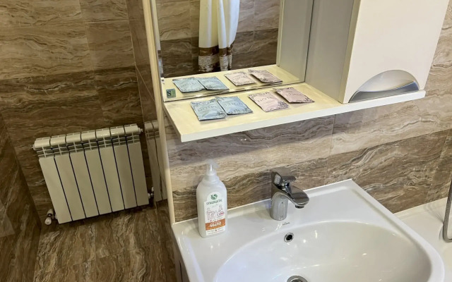 Апартаменты 381 Мичурина 7