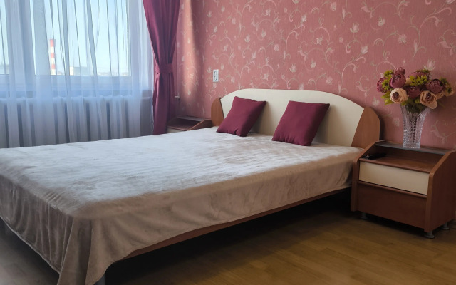 U Brandenburgskikh vorot Flat