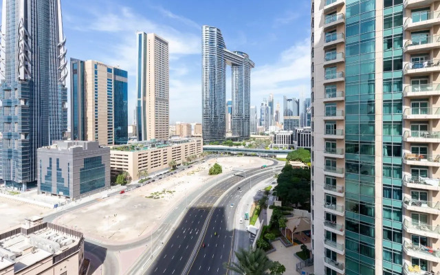 Апартаменты The Lofts Downtown Views