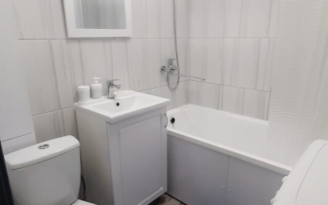 Ryadom S Zh/d Vokzalom Selma Flat
