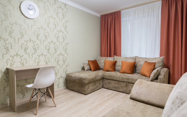 Na-Sutki na pr-te Tsiolkovskogo 53 Apartments