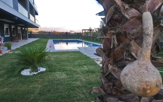 Mali Garden Residence Apartments