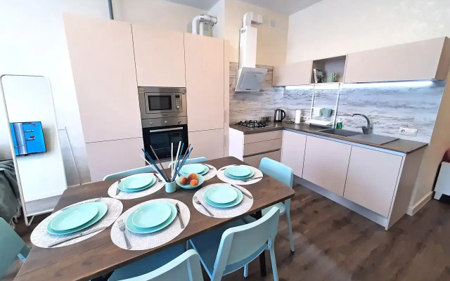 Flat Les I More V Zhivopisnom Rayone