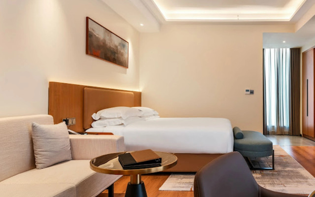 Bamus Sarovar Portico Hotel