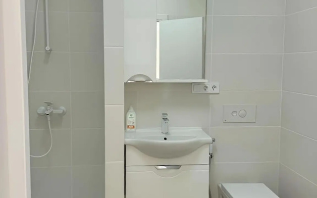 Morskoy Kvartal na Pervoy Beregovoy Linii Apartments