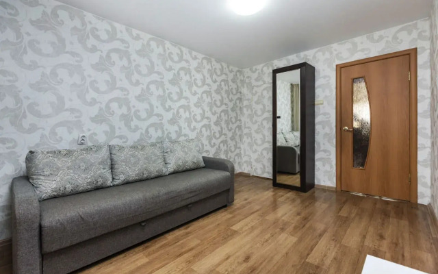 Vozle Dramteatra Flat