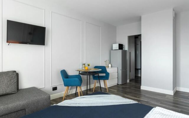 Na Vantovyj Most i Nevu Flat