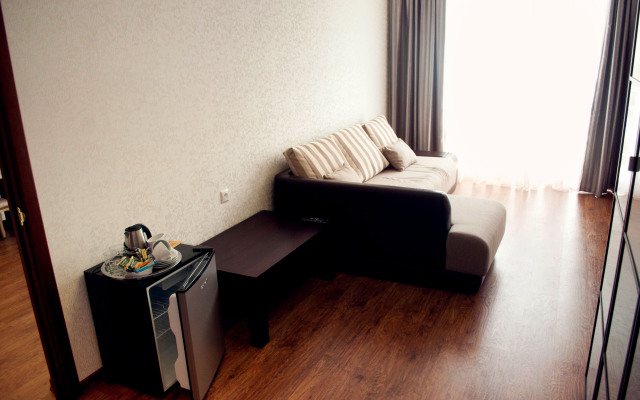 New Astoria Hotel