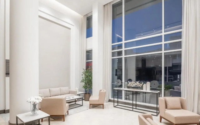 Landmark Suites Hotel
