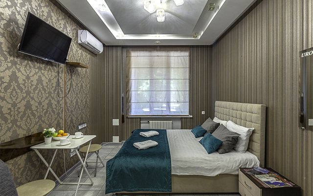 URoom Mini-Hotel