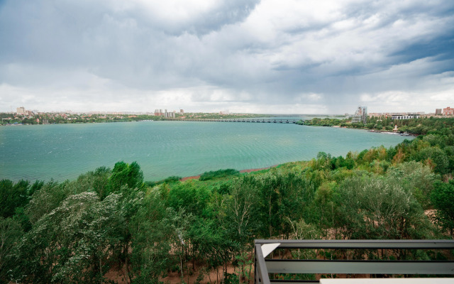 Vidovaya Studiya Vozle Parka Delfin Flat