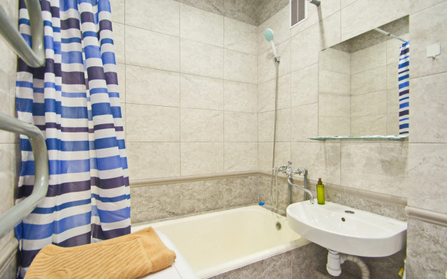 Апартаменты Апартон на Хмельницкого 10