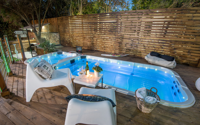Osnata Butique Suites Shale