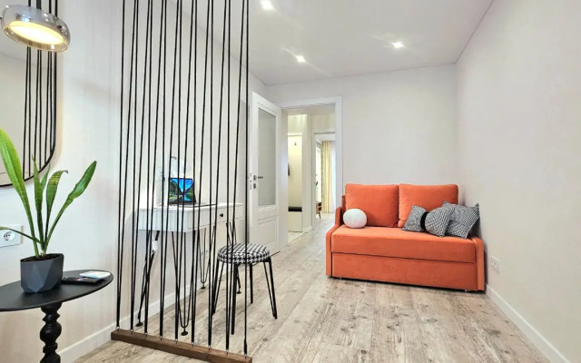 U Ozera Kaban: Stilny Remont I Idealnoye Raspolozhenie! Flat