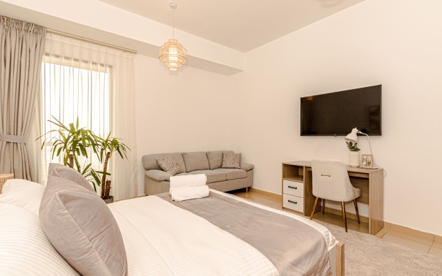 Gma Rimal 4br Sea View Apartments