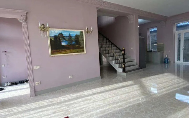 Частный Дом Большой и Красивый на Берегу Моря