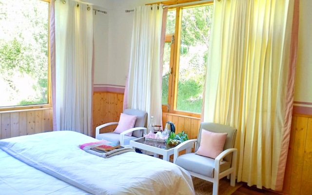 Seclude Orchard Manali Guest house