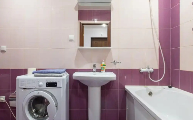 Квартира Уюная студия в новом доме у Иртыша