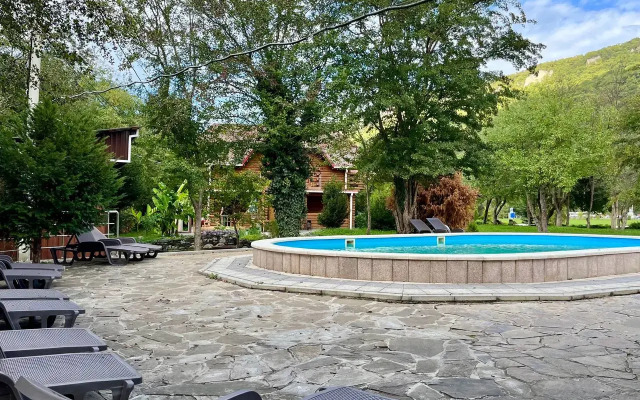 Отель Графская Поляна