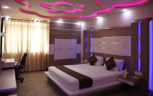 Royal Castle Hotel