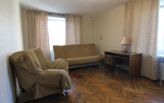 Квартира на Ленинградской Улице  4