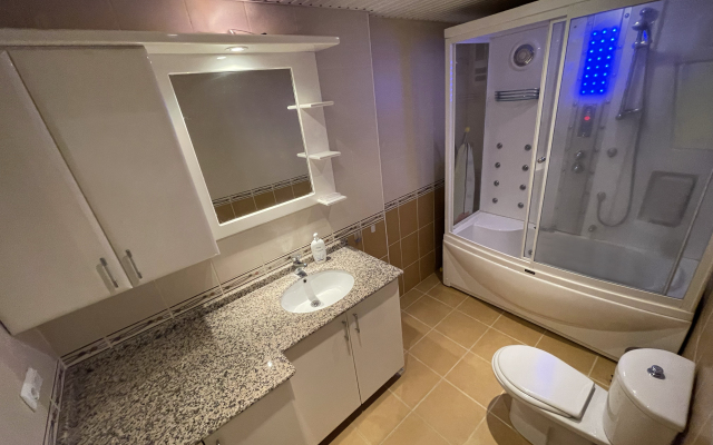 Oba Family Apartment
