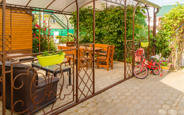 Gelios Guest House