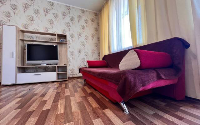 Apartment 2kv. Eastern Sukhodolskaya, 14