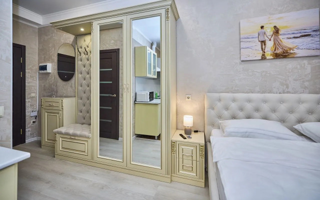 Na Krasnoy 49 Flat