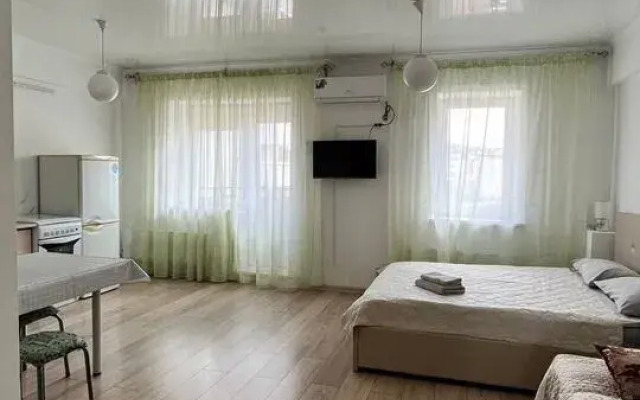 Na Ulitse Sakhyyanovoy 23 Flat