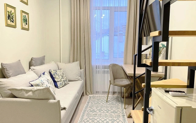 Квартира Трехместная студия с евроремонтом