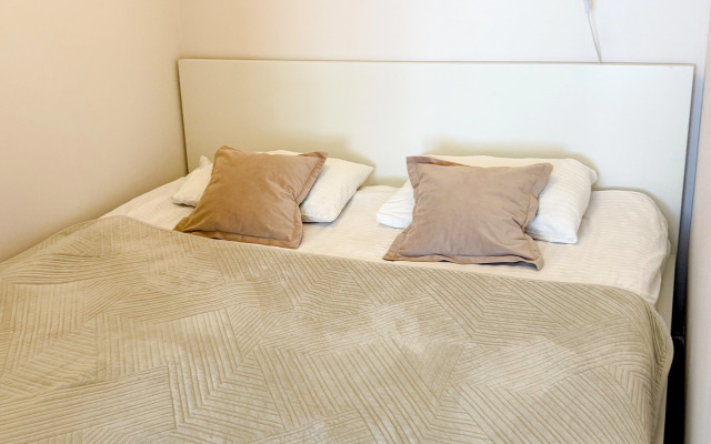 Апартаменты Просторная квартира Новомарьинская