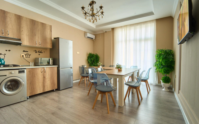 Premium Sea View Hotel & Hostel