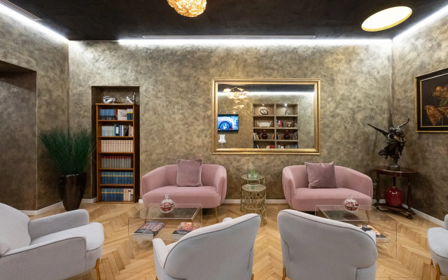 Hotel Caravita