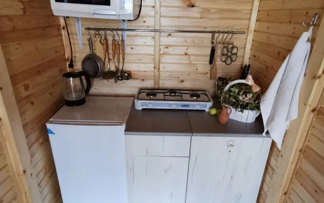 Na Beregu Reki Private House