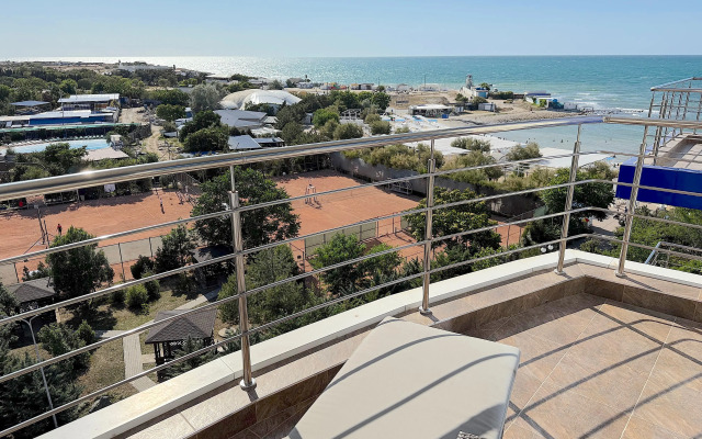 Апартаменты Трехкомнатные Акваделюкс с видом на море N347