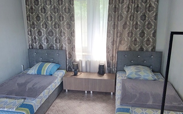 Na Karla Marksa Hostel