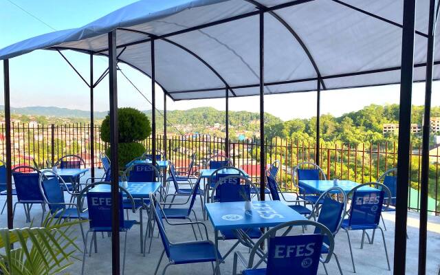 Solnechny Dom Guest House