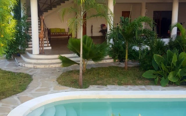 Simba House Watamu Hotel