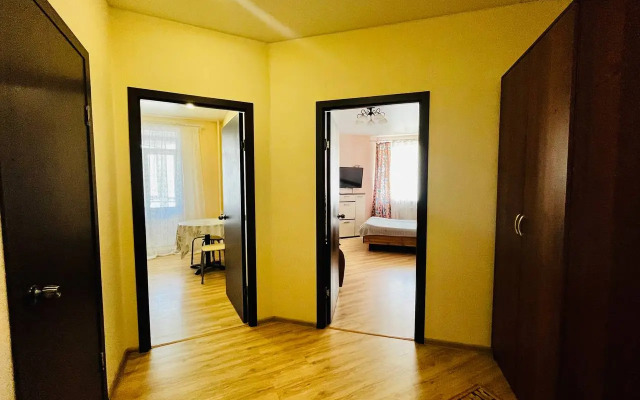 Na Svobodnoy 12 A Apartments
